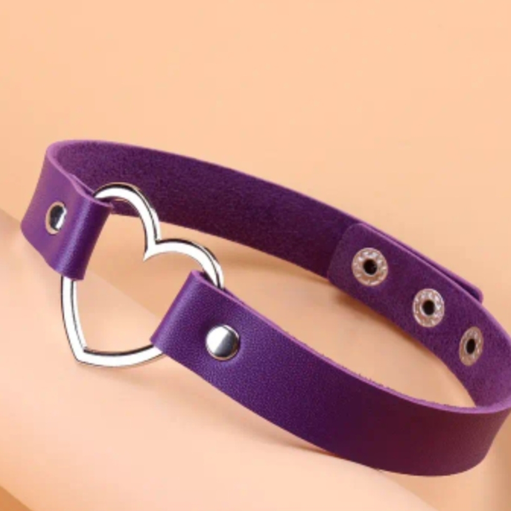 Purple Heart Chocker Necklace